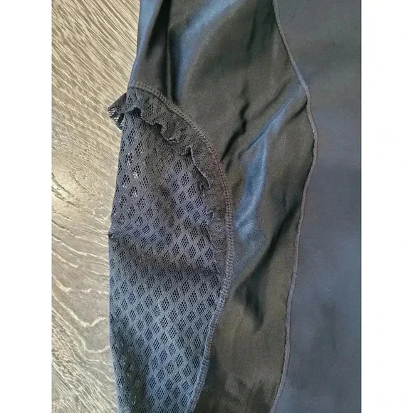 Nike Women's Size M Black High-Waisted 7/8 Training Mesh Tights #11 - Picture 4 of 8
